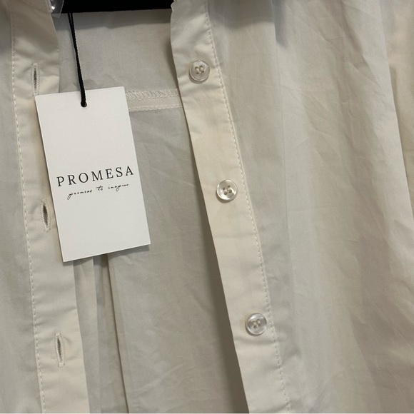 NTW! Vici Cotton Button Down Top - Picture 8 of 9